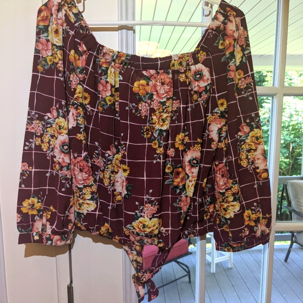 E M Blouse / Floral Print Top